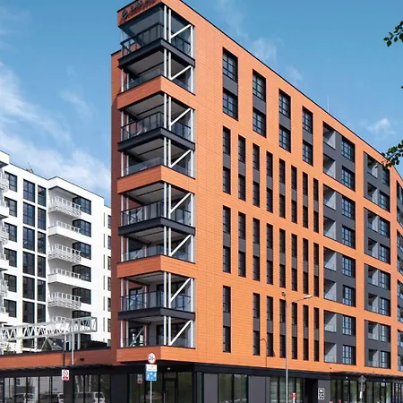 Designer Doki Montownia Parking By Grandview Gdańsk